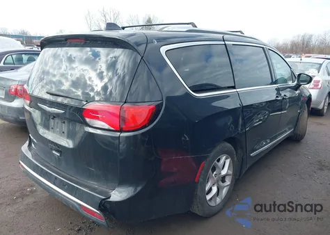 2017 Chrysler Pacifica Touring-L Plus из США, поврежденный, VIN 2C4RC1EG4HR533707
